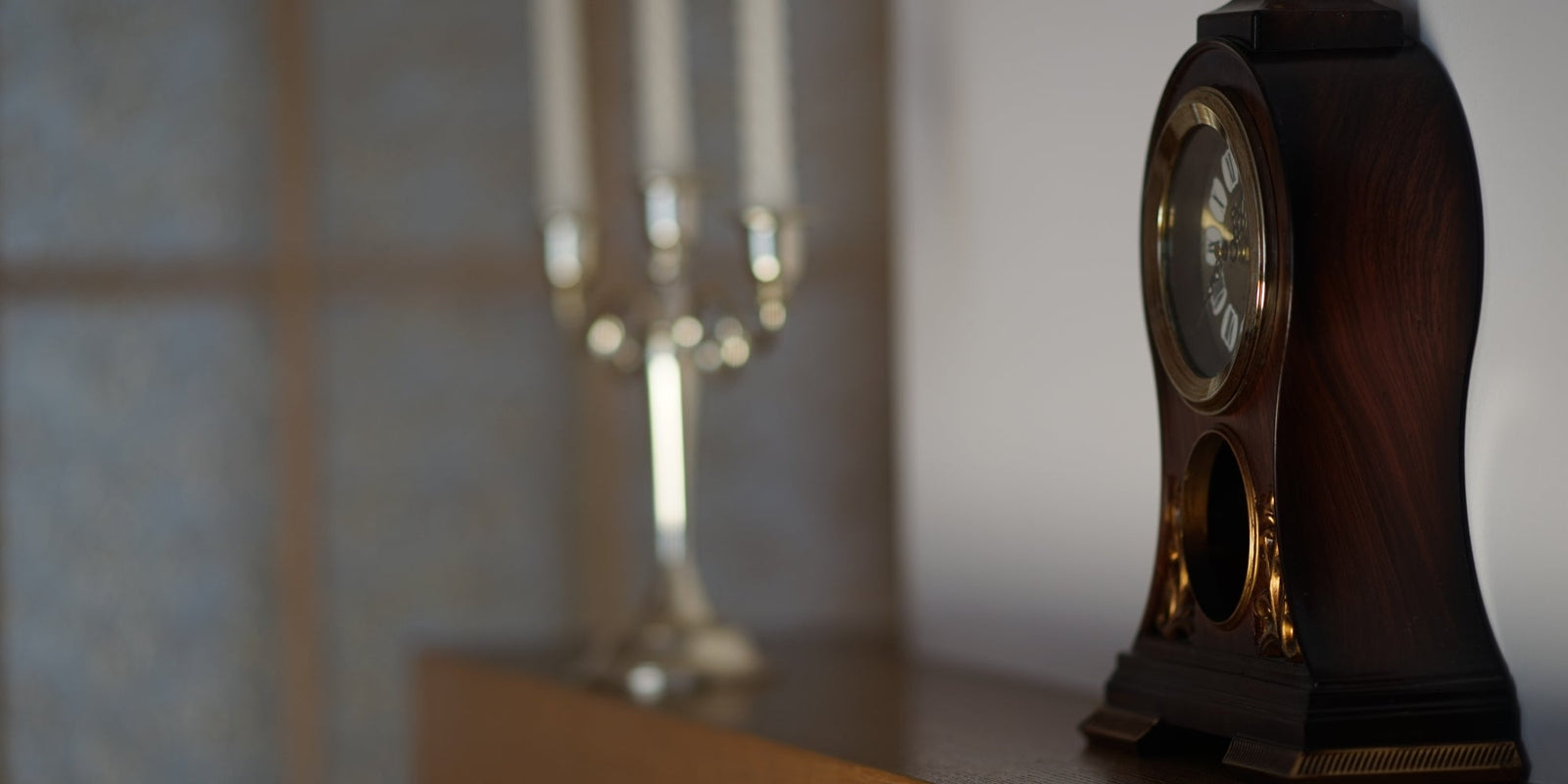 How to Tell If Your Vintage Mantel Clock Needs Repair