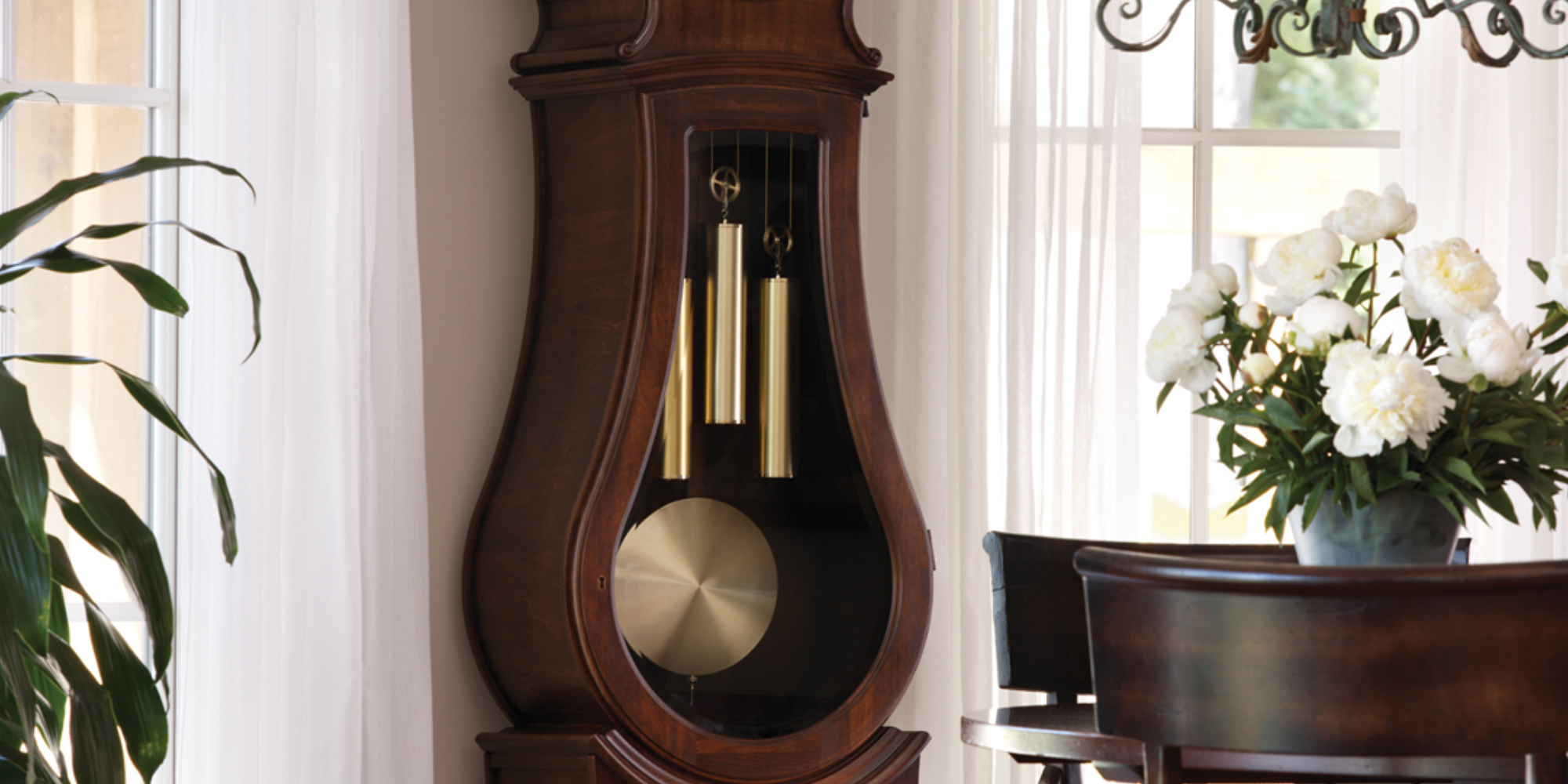 How to Wind a Grandfather Clock - Premier Clocks